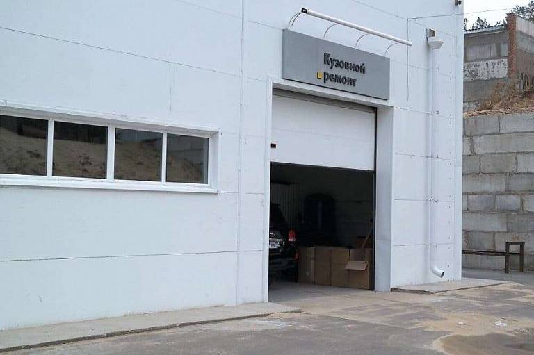 Ворота на автоцентре RENAULT Ворота на автоцентре RENAULT